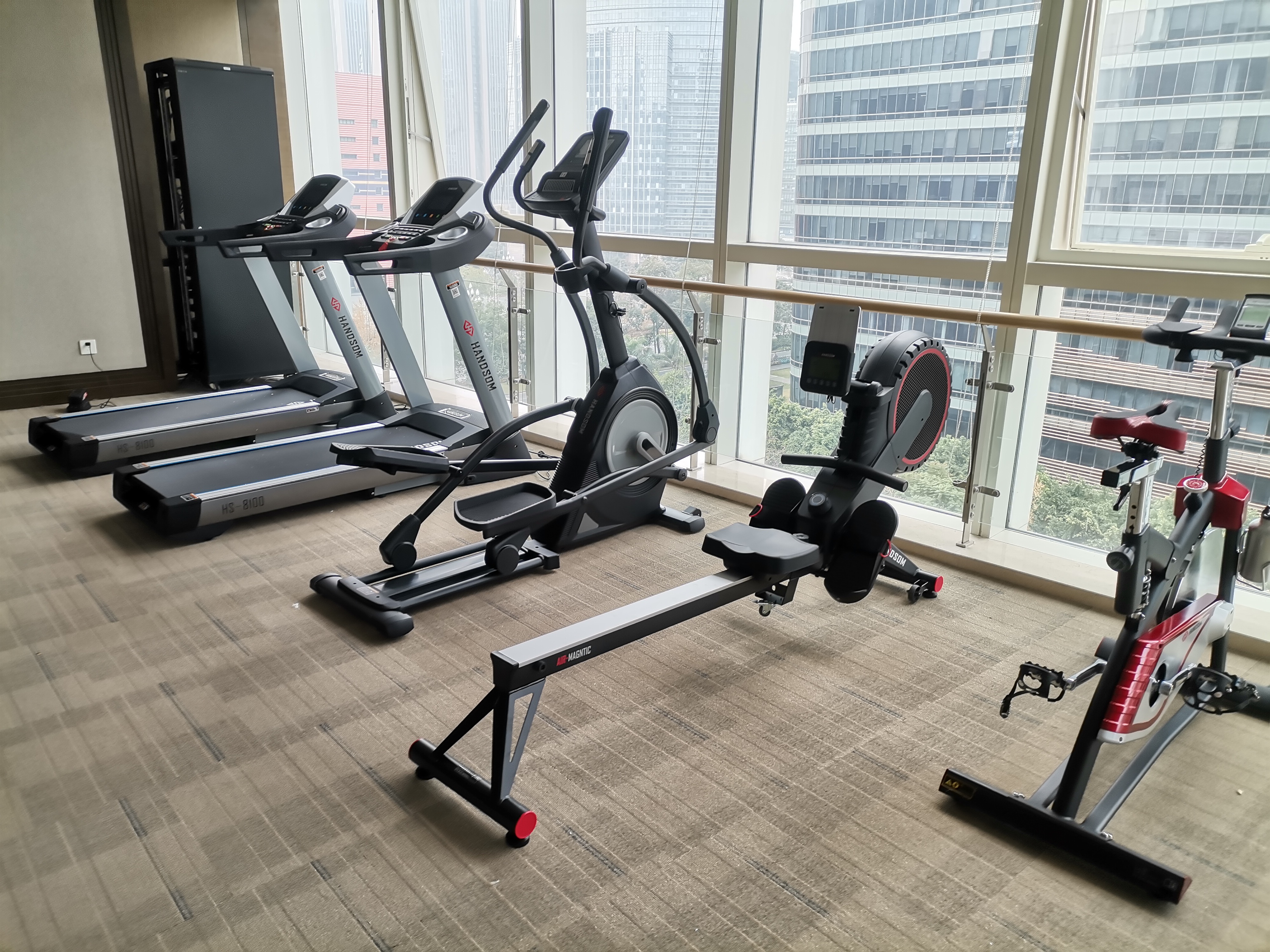 悍德森| 武侯區國家開發銀行  健身房配置方案